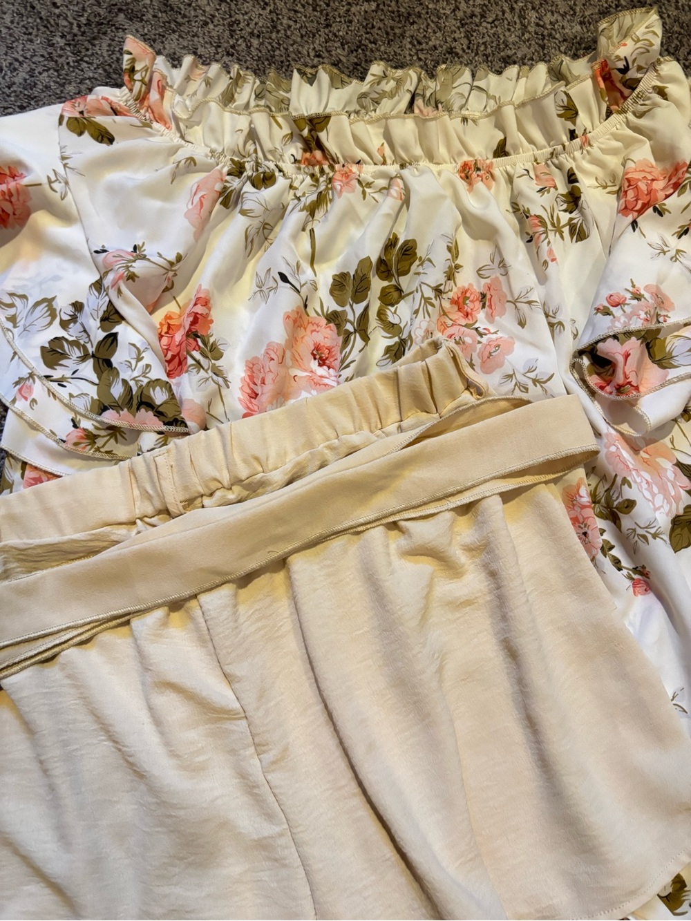 Floral Set - Picture 2 of 5